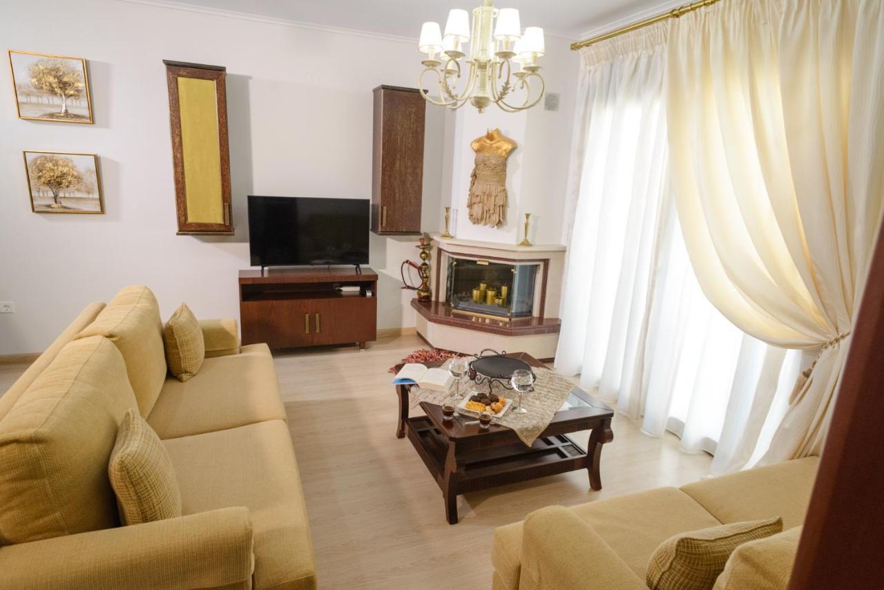 Апартаменти Luxury Dafnis House Верія Екстер'єр фото